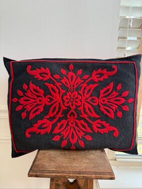 Hungarian Hand Stitched Folk Throw Pillow Wool Felt Charcoal Red 21” x 16”